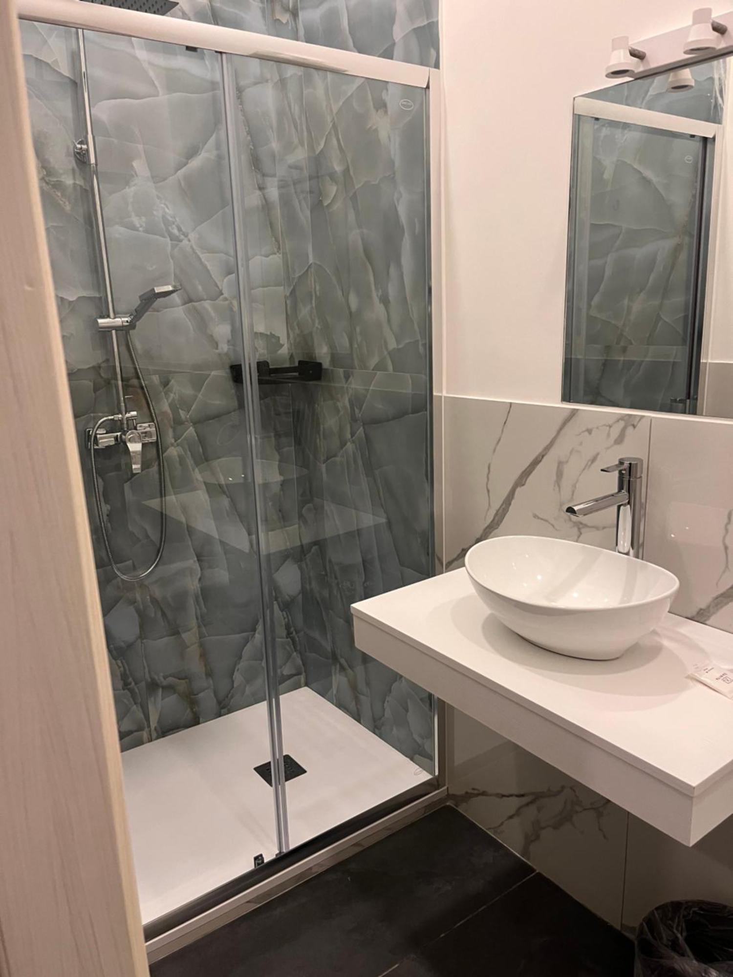 International Hotels Наполи Екстериор снимка
