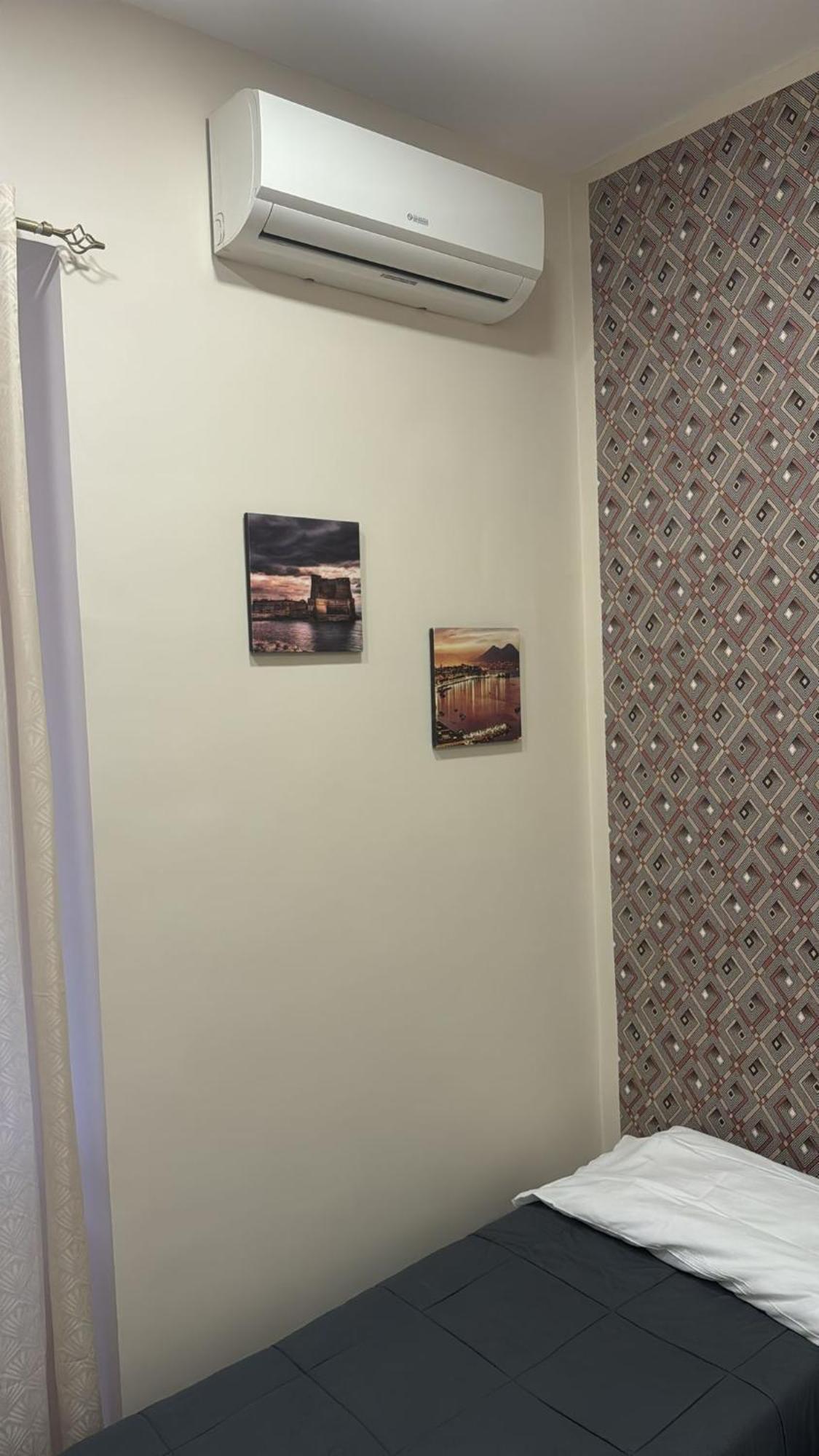International Hotels Наполи Екстериор снимка